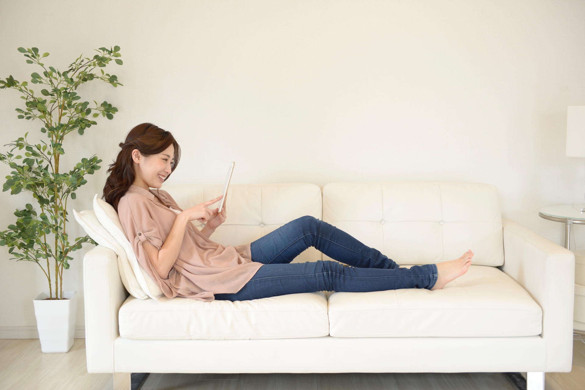 女性におすすめの手帳型スマホケース